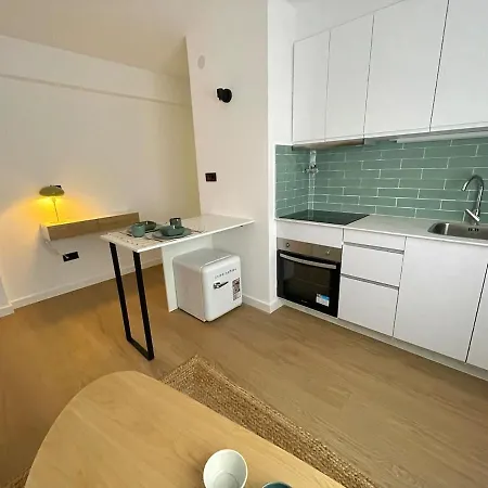 아파트 Cozy And Centrally Located 산티아고데콤포스텔라