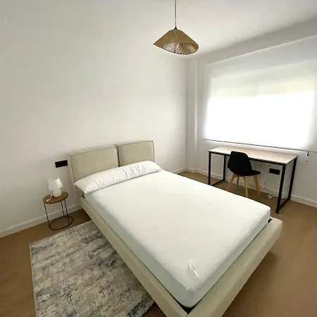 Cozy And Centrally Located 산티아고데콤포스텔라